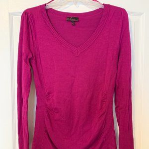 Long-sleeve pink sweater